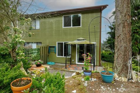 690 NW Atalanta Way Oak Harbor WA 98277