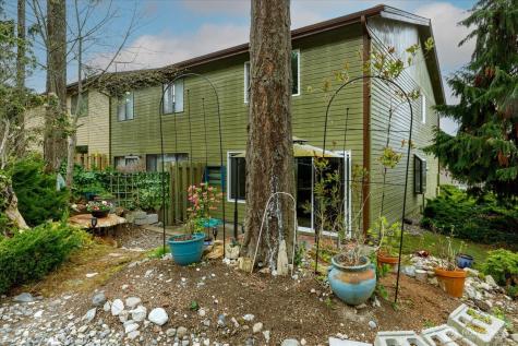 690 NW Atalanta Way Oak Harbor WA 98277