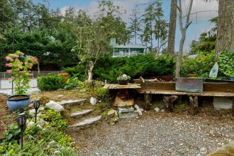 690 NW Atalanta Way Oak Harbor WA 98277