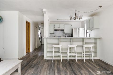 690 NW Atalanta Way Oak Harbor WA 98277