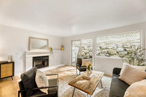 22906 Edmonds Way Edmonds WA 98020