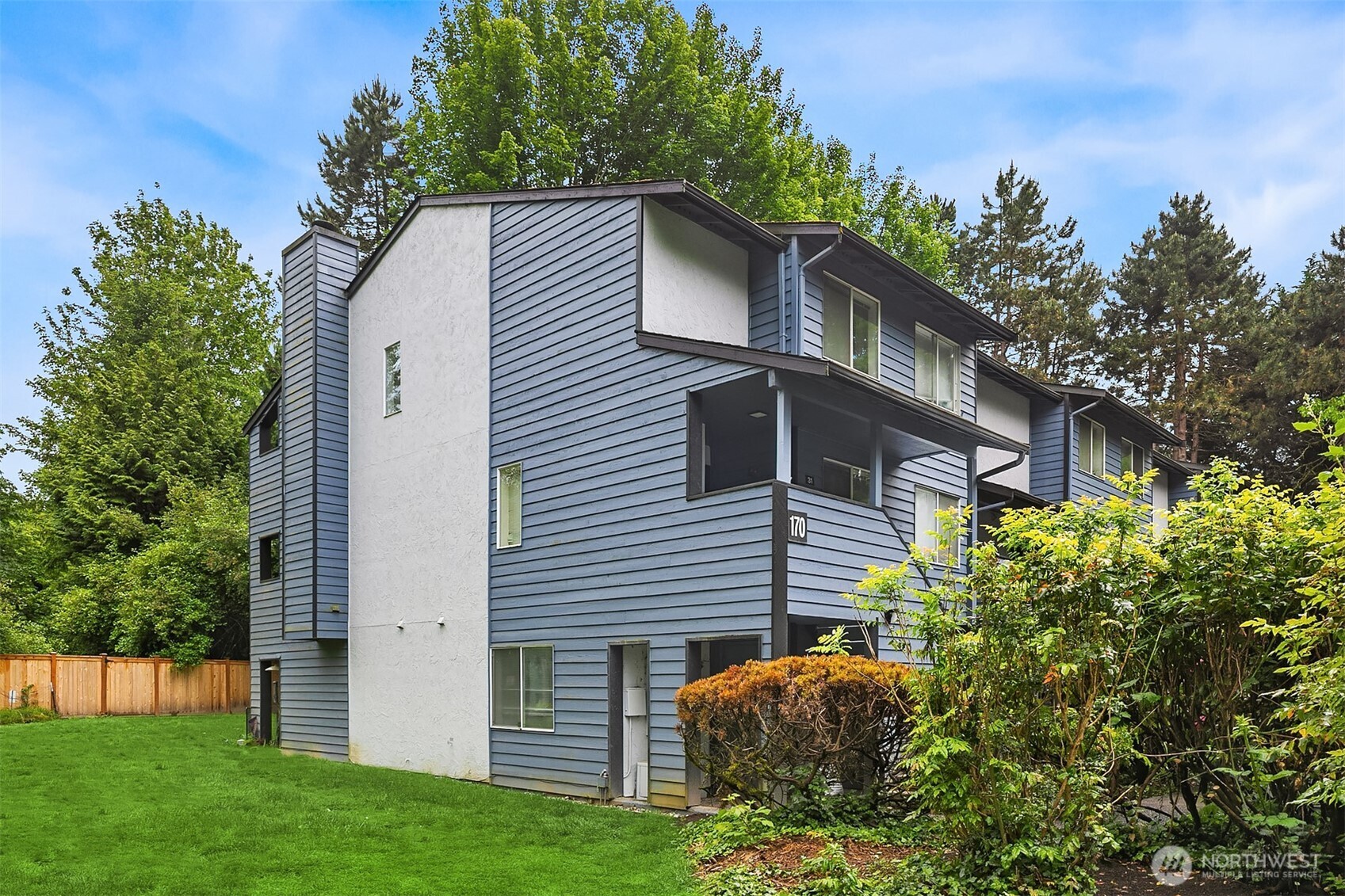 170 Newport Way NW Issaquah WA 98027