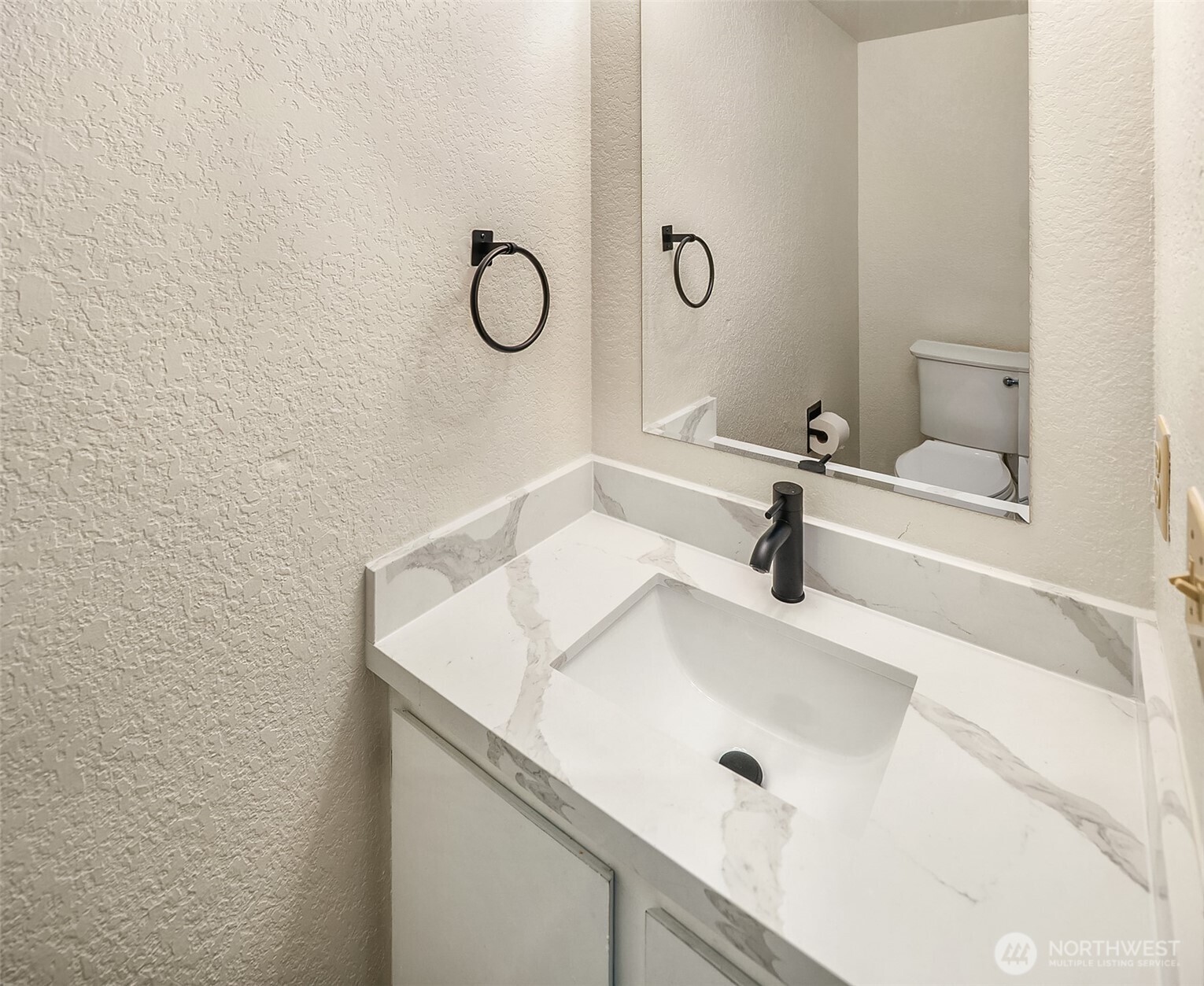 170 Newport Way NW Issaquah WA 98027