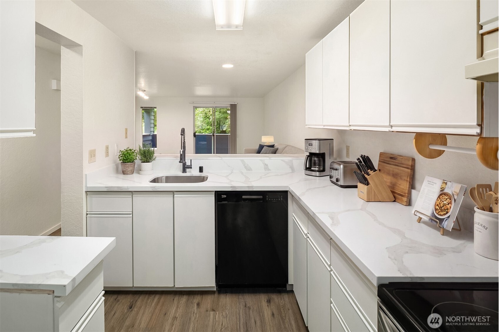170 Newport Way NW Issaquah WA 98027