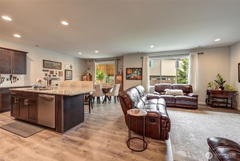3302 104th Avenue NE Lake Stevens WA 98258