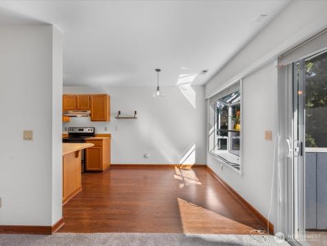 4118 212th Street SW Mountlake Terrace WA 98043