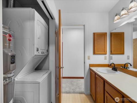 4118 212th Street SW Mountlake Terrace WA 98043
