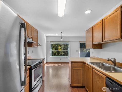 4118 212th Street SW Mountlake Terrace WA 98043