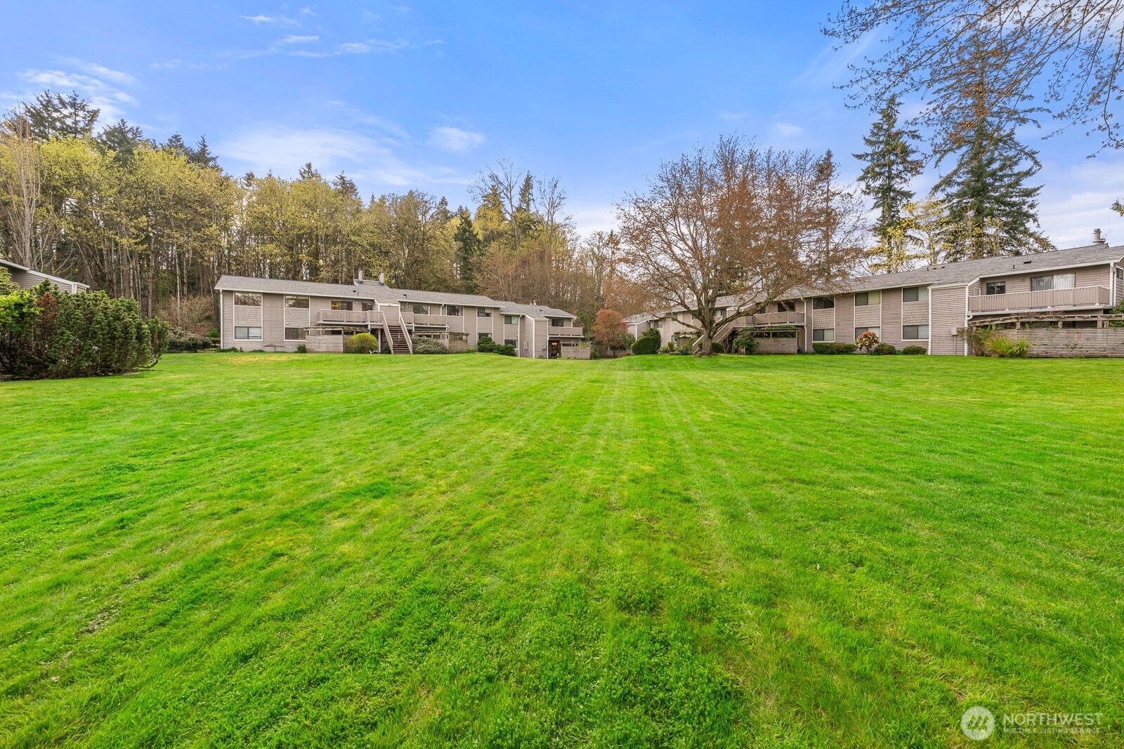 9918 NE 144th Lane Kirkland WA 98034