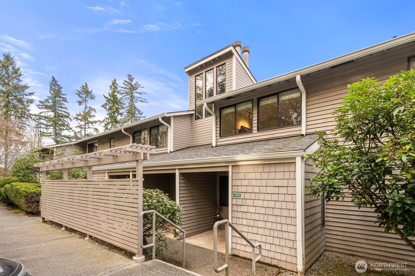 9918 NE 144th Lane Kirkland WA 98034