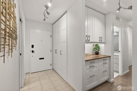 2100 3rd Avenue Seattle WA 98121