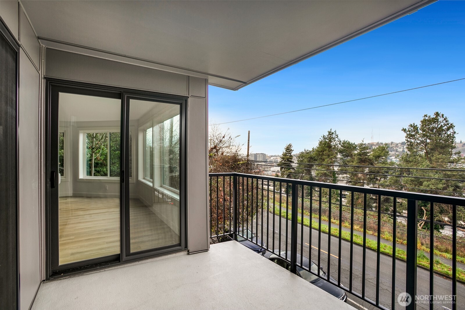 1028 Lakeview Boulevard E Seattle WA 98102