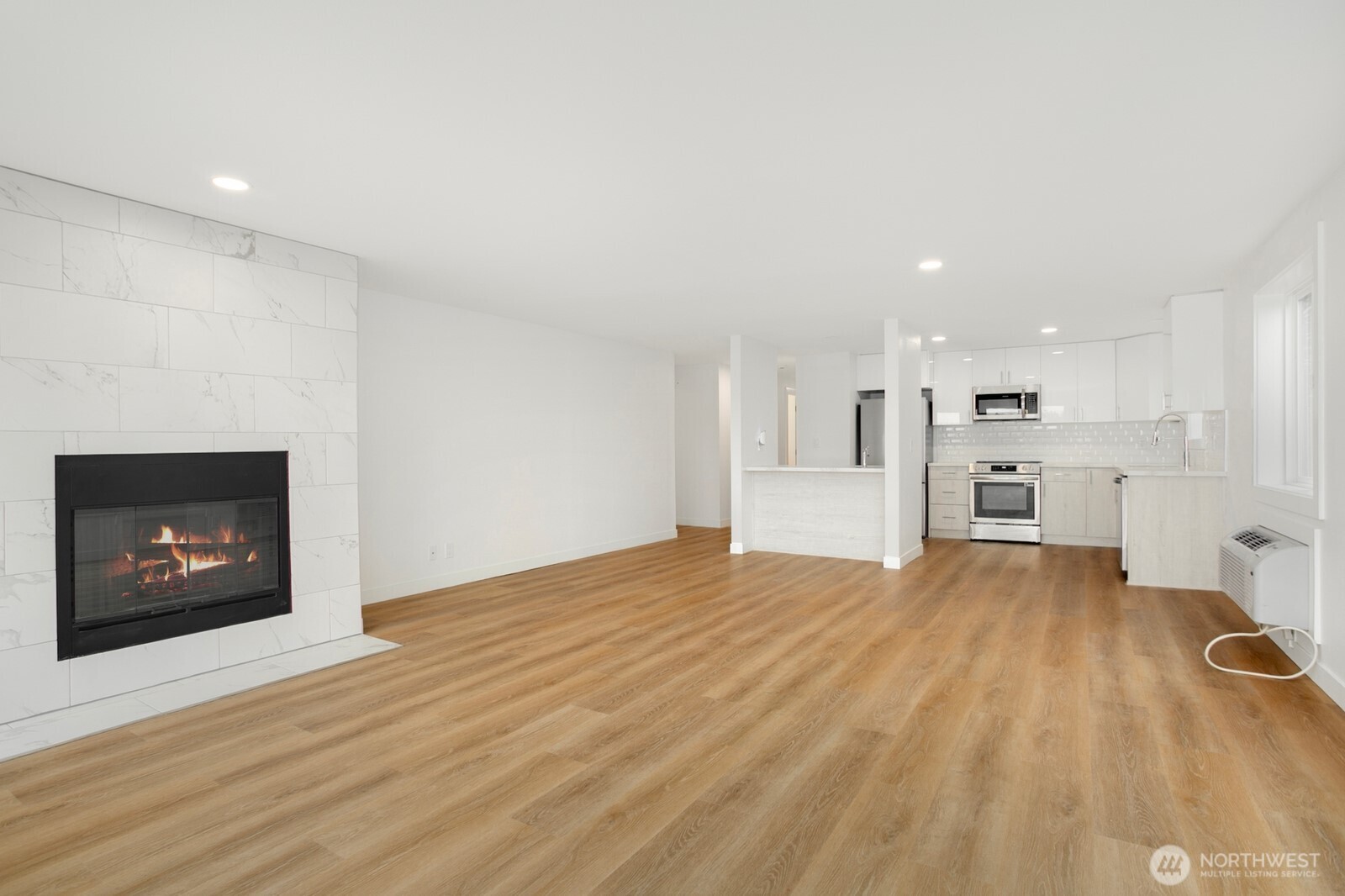1028 Lakeview Boulevard E Seattle WA 98102