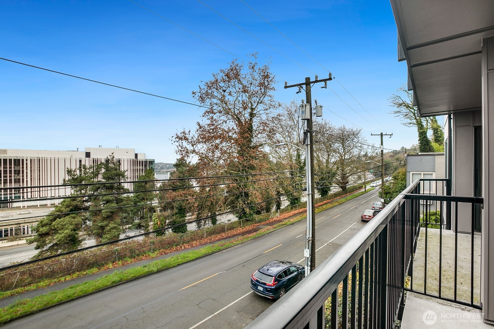 1028 Lakeview Boulevard E Seattle WA 98102