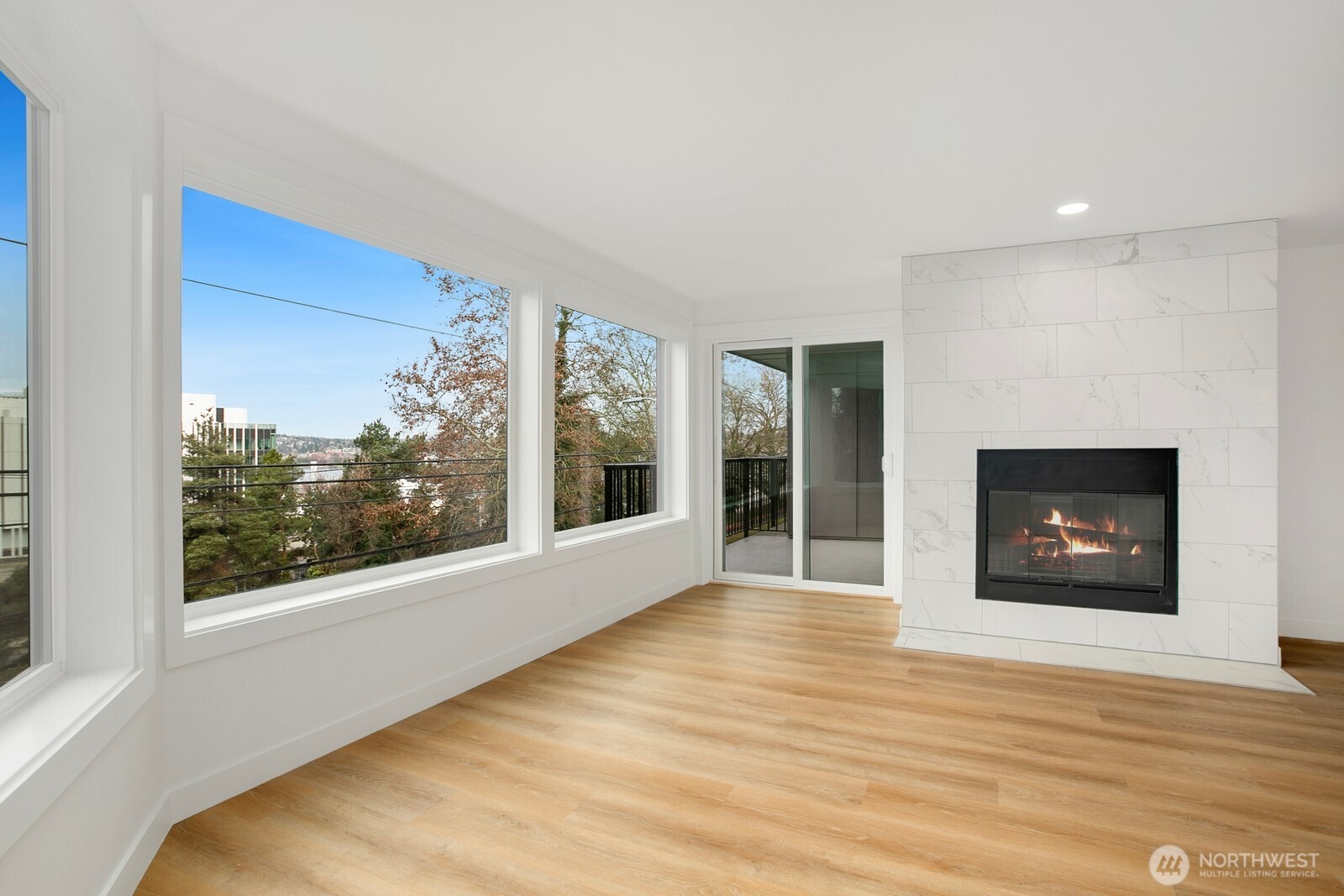 1028 Lakeview Boulevard E Seattle WA 98102