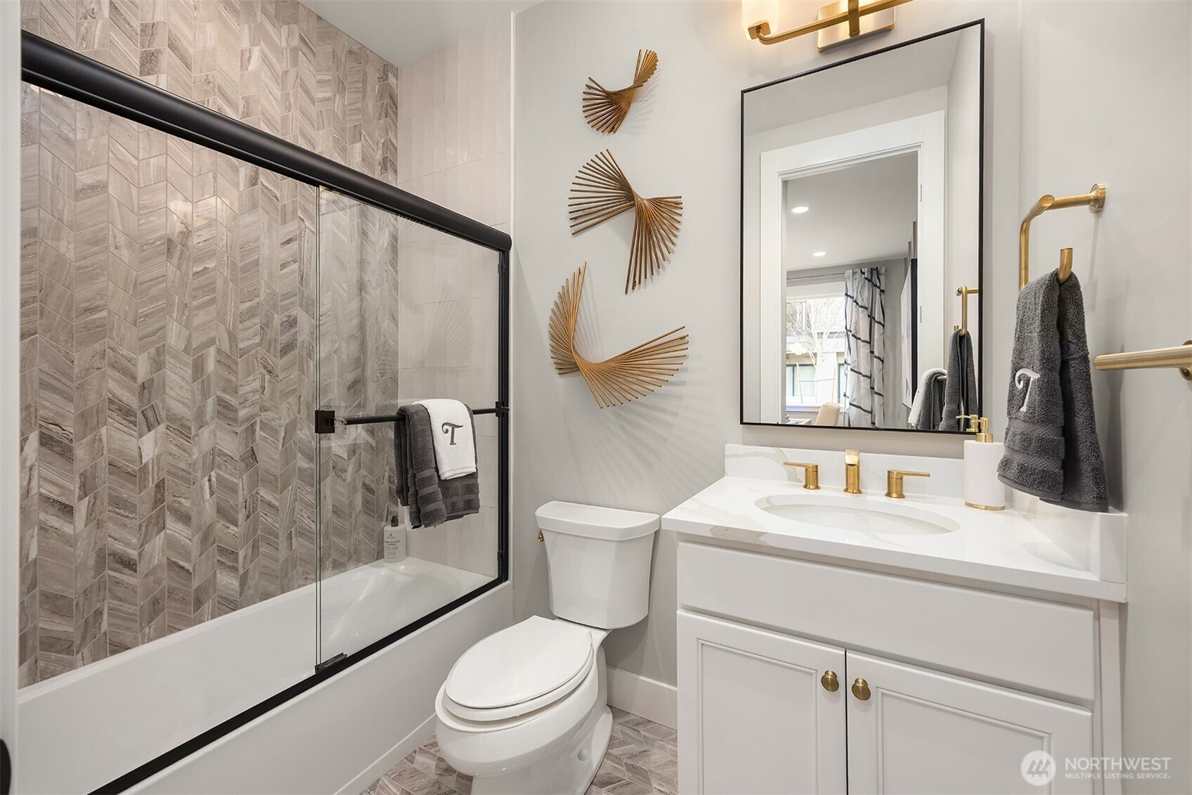 13364 NE 175th Place Woodinville WA 98072