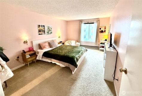 10501 8th Avenue NE Seattle WA 98125