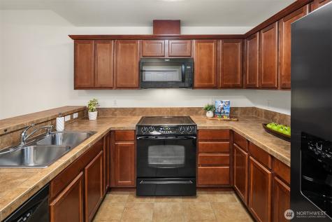 1731 10th Avenue NE Issaquah WA 98029