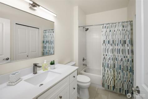 1731 10th Avenue NE Issaquah WA 98029