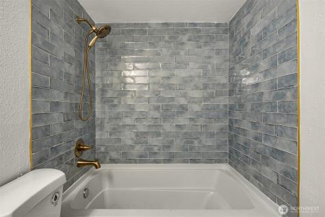 14527 NE 40th Street Bellevue WA 98007