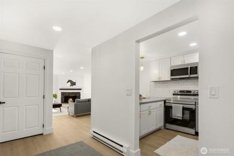 14527 NE 40th Street Bellevue WA 98007