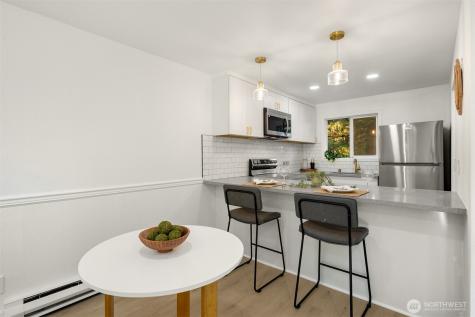 14527 NE 40th Street Bellevue WA 98007