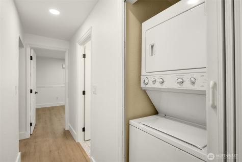 14527 NE 40th Street Bellevue WA 98007