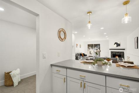 14527 NE 40th Street Bellevue WA 98007