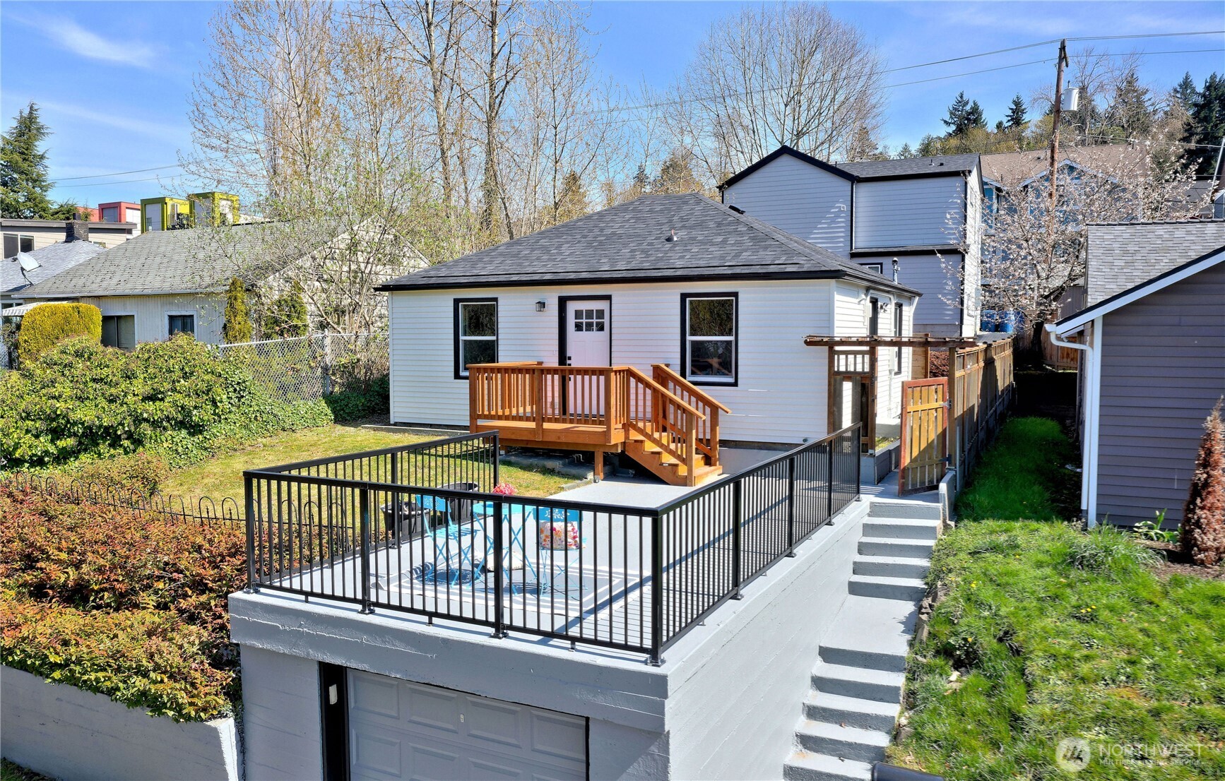 4832 25th Avenue SW Seattle WA 98106