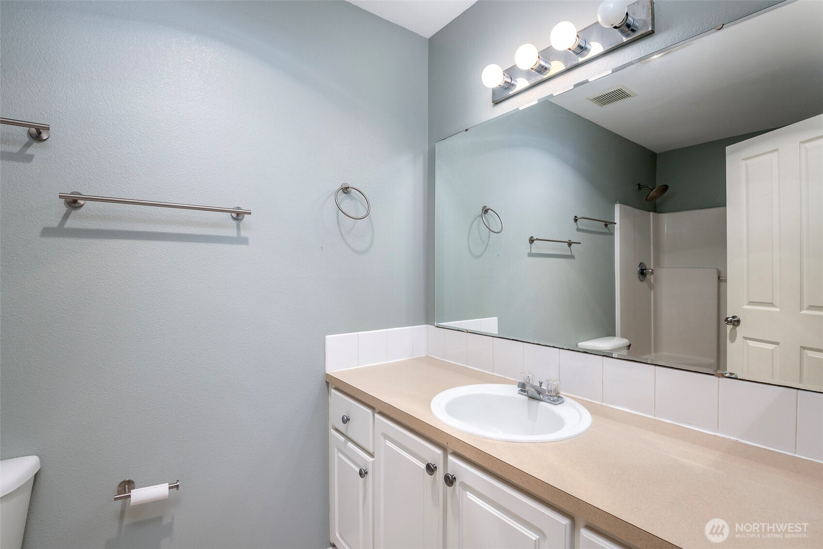 1766 Kennedy Place Dupont WA 98327