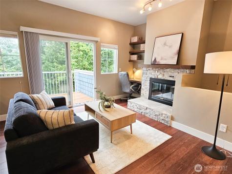 2272 Newport Way NW Issaquah WA 98027