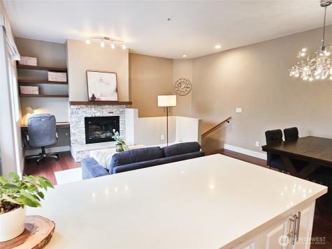 2272 Newport Way NW Issaquah WA 98027