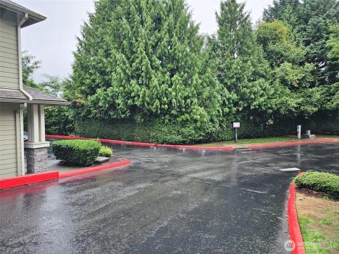 2272 Newport Way NW Issaquah WA 98027