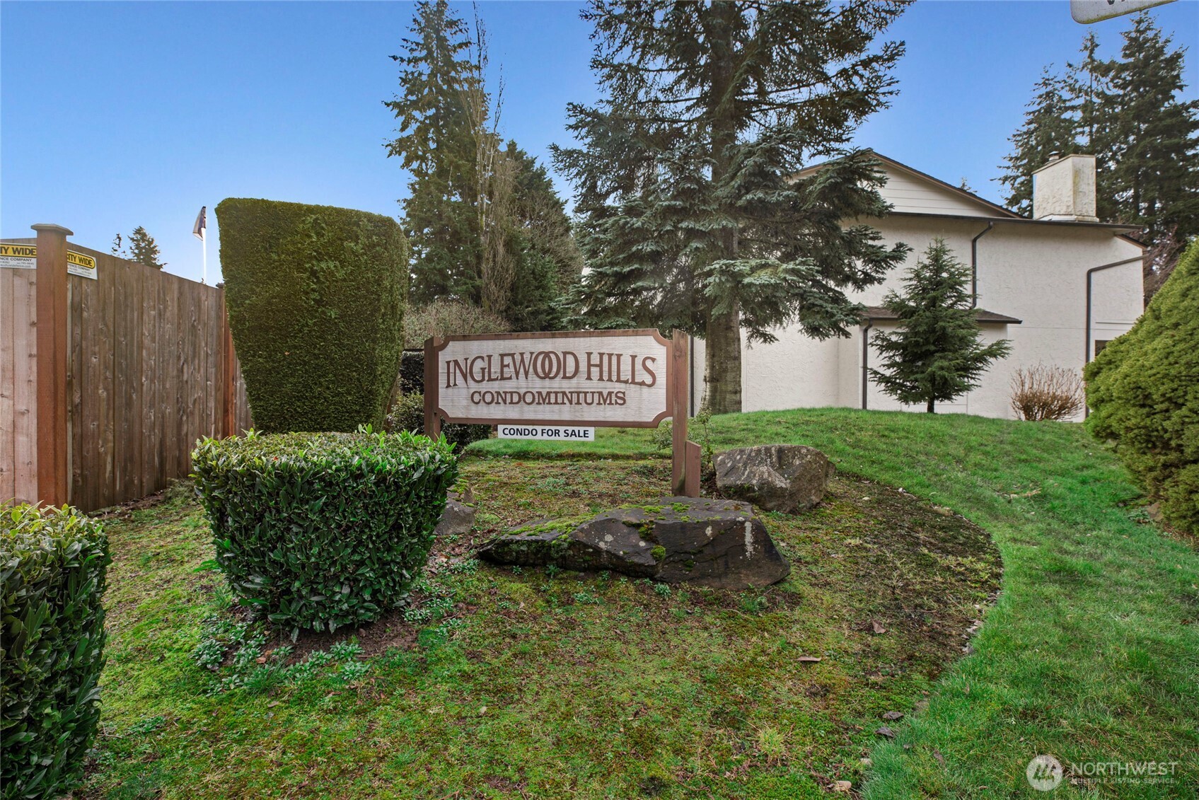 7304 NE 142nd Place Kirkland WA 98034