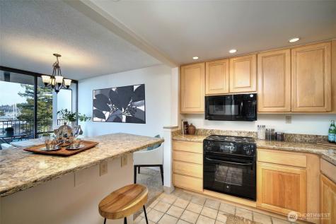 6535 Seaview Avenue NW Seattle WA 98117