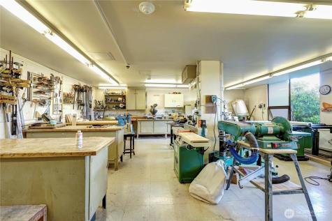 6535 Seaview Avenue NW Seattle WA 98117