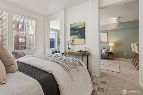 530 4th Avenue W Seattle WA 98119