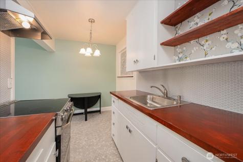 7 Harrison Street Seattle WA 98109