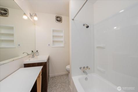 7 Harrison Street Seattle WA 98109
