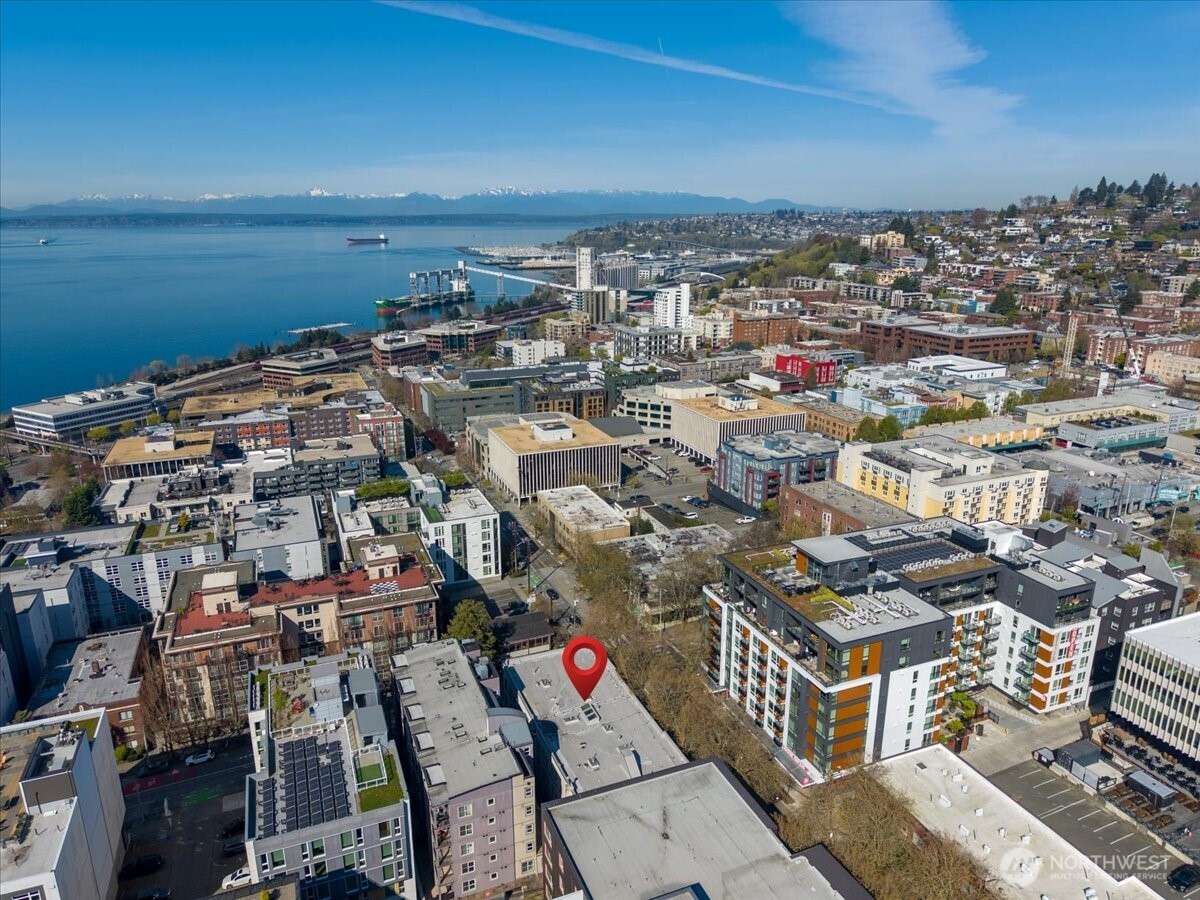 7 Harrison Street Seattle WA 98109