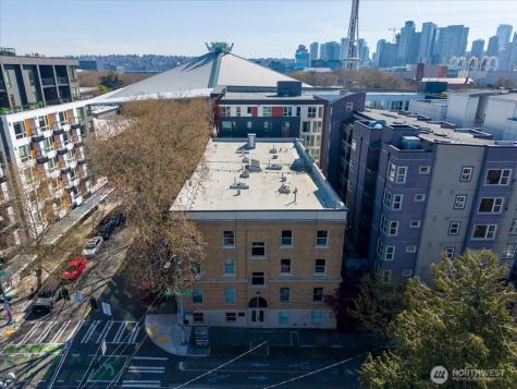 7 Harrison Street Seattle WA 98109
