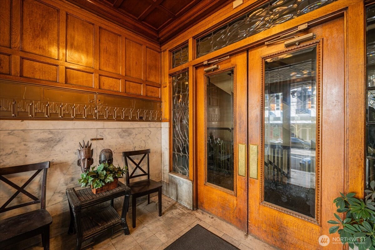 7 Harrison Street Seattle WA 98109