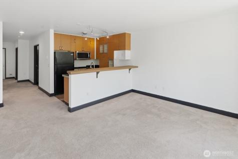 2440 Western Avenue Seattle WA 98121