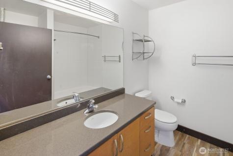 2440 Western Avenue Seattle WA 98121