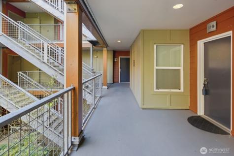 2440 Western Avenue Seattle WA 98121