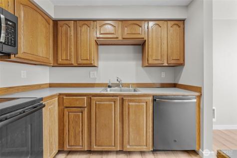 12025 SE 60th Street Bellevue WA 98006