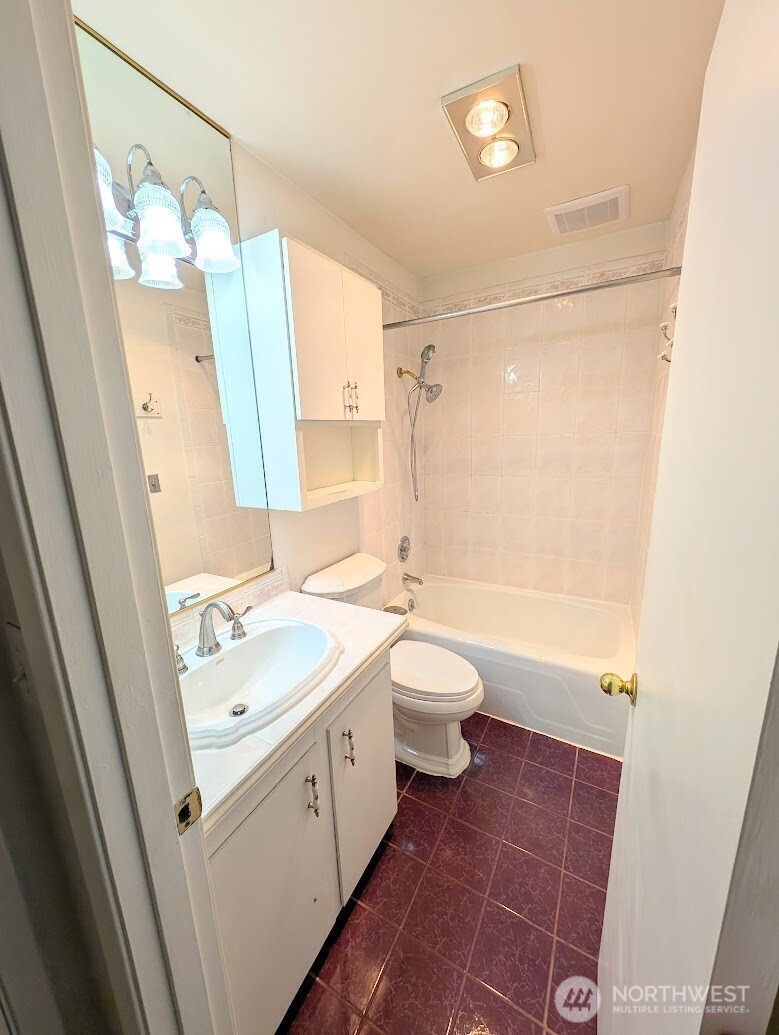 1156 Alki Avenue SW Seattle WA 98116