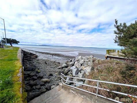 1156 Alki Avenue SW Seattle WA 98116
