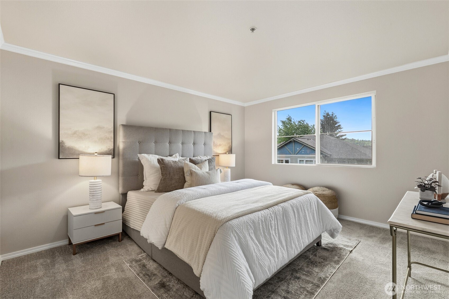 2044 Newport Way NW Issaquah WA 98027