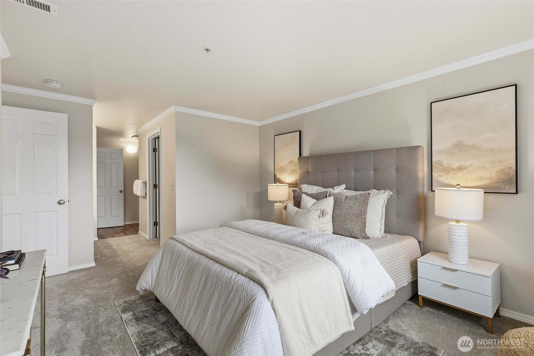 2044 Newport Way NW Issaquah WA 98027